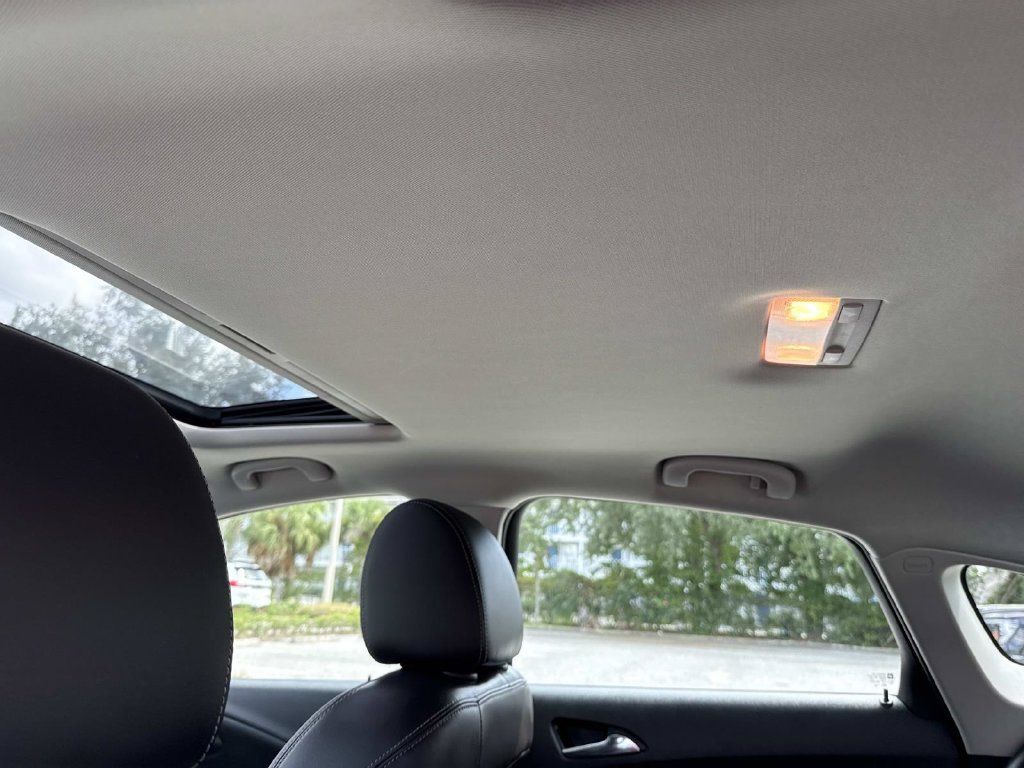 Used 2016 Buick Verano Leather w/ Driver Confidence Package FWD image 16