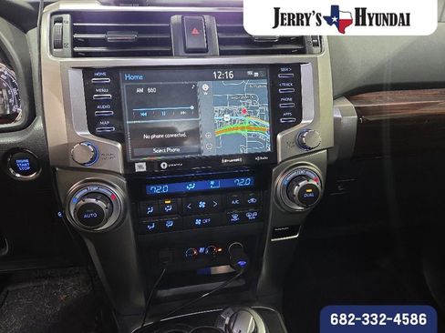Used 2024 Toyota 4Runner Limited AWD/4WD image 11