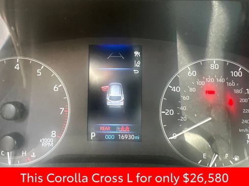 Used 2025 Toyota Corolla Cross L FWD image 16