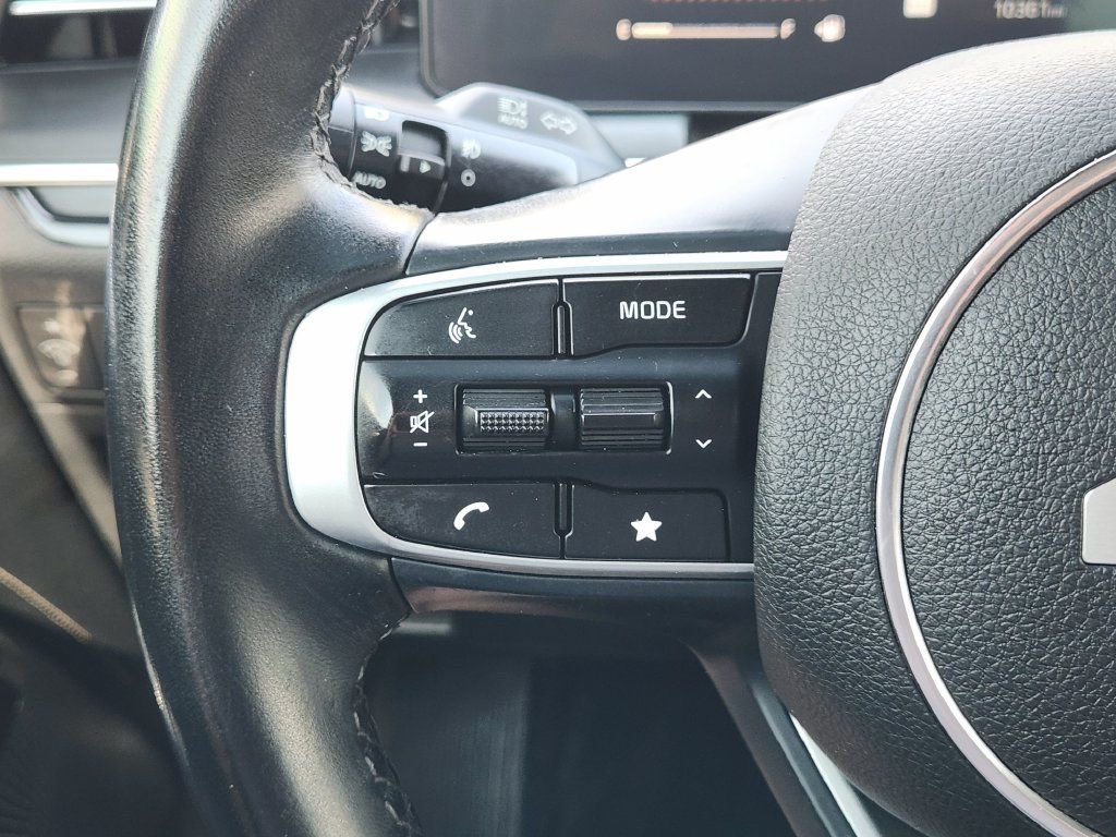 Used 2025 Kia K5 GT-Line w/ GT-Line Premium Package FWD image 28