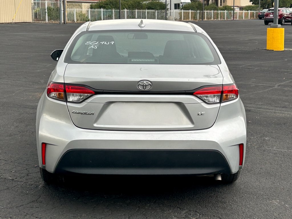 Used 2025 Toyota Corolla LE FWD image 4