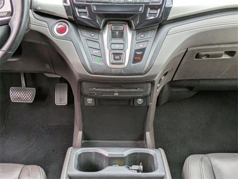 Used 2018 Honda Odyssey EX-L image 22
