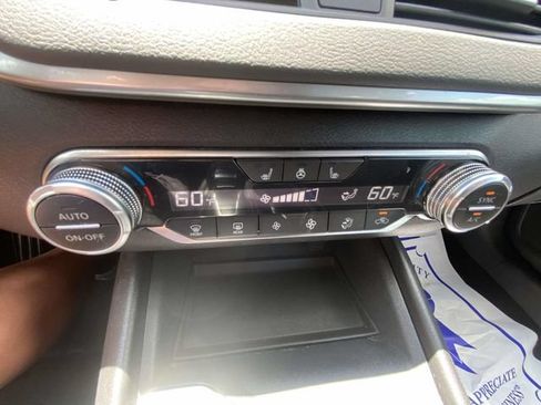 Used 2019 Nissan Altima 2.5 SV FWD image 19