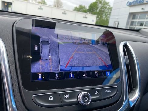 Used 2024 Chevrolet Equinox LT FWD image 26