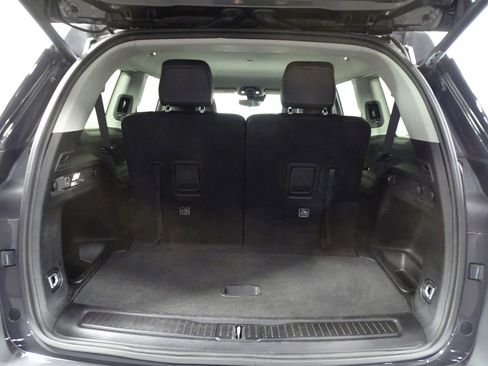 Used 2024 Jeep Grand Cherokee L Limited image 16