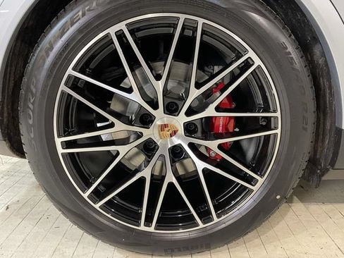 New 2026 Porsche Cayenne S AWD/4WD image 15