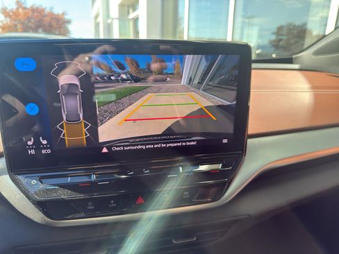 Used 2021 Volkswagen ID.4 Pro S w/ Gradient Package image 12