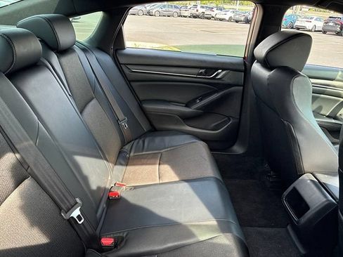 Used 2018 Honda Accord Sport image 23