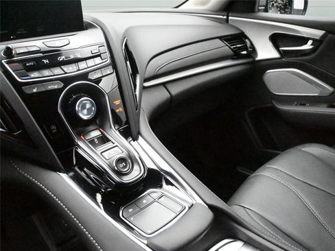 Certified 2024 Acura RDX SH-AWD w/ Technology Package image 4