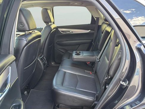 Used 2017 Cadillac XT5 Premium Luxury AWD/4WD image 20