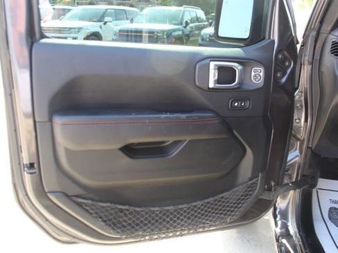 Used 2020 Jeep Wrangler Unlimited Rubicon AWD/4WD image 9