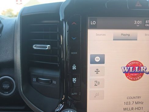 New 2025 RAM 2500 Tradesman image 40