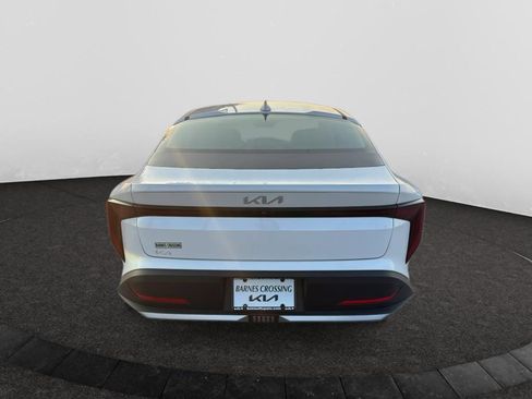 Used 2025 Kia K4 image 8