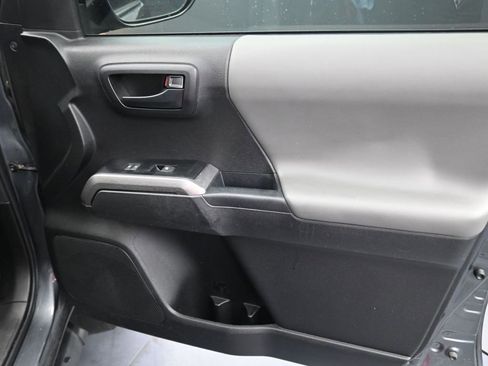 Used 2023 Toyota Tacoma SR5 image 18