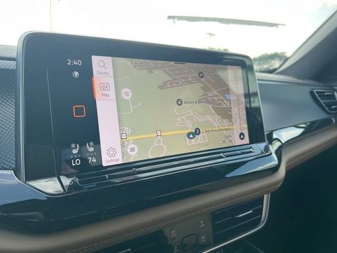 New 2026 Volkswagen Atlas Cross Sport SEL R-Line image 8