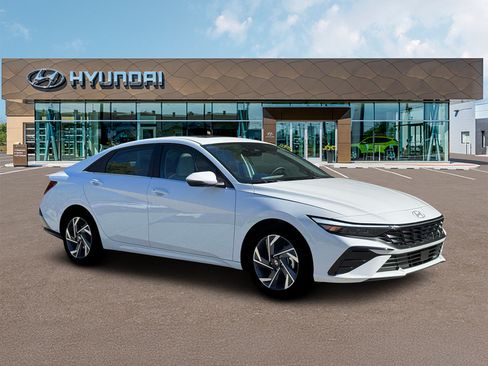New 2026 Hyundai Elantra Limited w/ Cargo Package FWD image 10