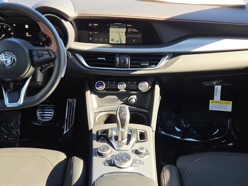 New 2025 Alfa Romeo Stelvio Sprint image 20