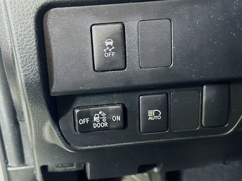 Used 2023 Toyota Tacoma SR5 RWD image 21