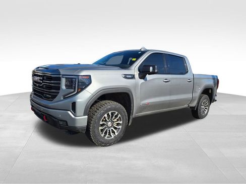 Used 2023 GMC Sierra 1500 AT4 w/ AT4 Premium Package image 5