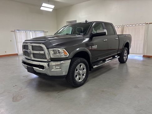 Used 2018 RAM 2500 Laramie w/ Convenience Group image 4