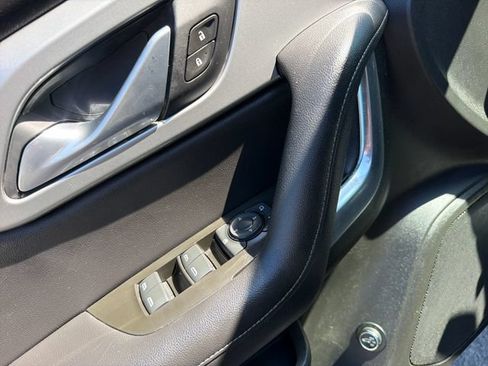 Used 2019 Chevrolet Blazer LT AWD/4WD image 13