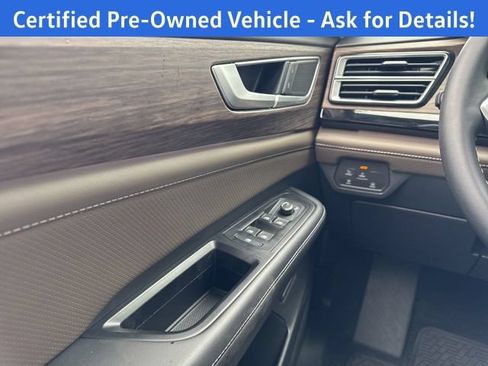 Certified 2025 Volkswagen Atlas SEL AWD/4WD image 21