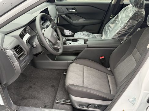 New 2026 Nissan Rogue SV FWD image 16