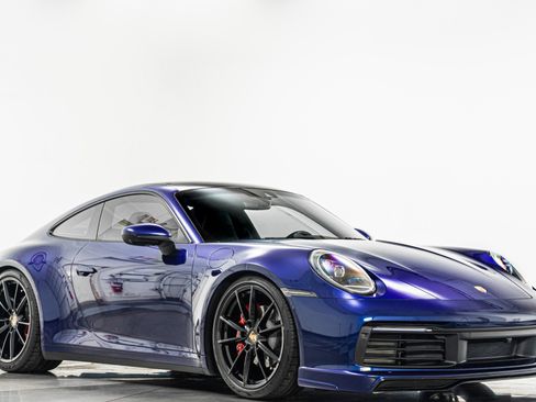 Used 2022 Porsche 911 Carrera RWD image 37