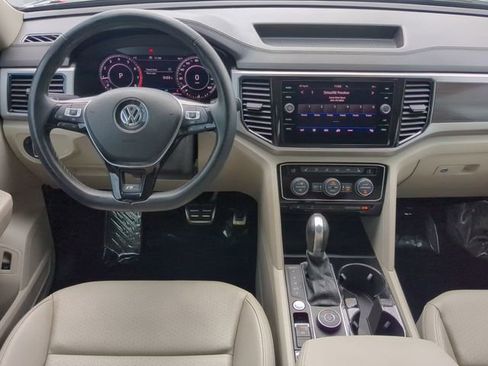 Used 2019 Volkswagen Atlas SEL R-Line AWD/4WD image 15