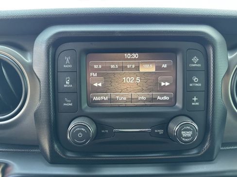 Used 2020 Jeep Gladiator Sport w/ Quick Order Package 24S image 35