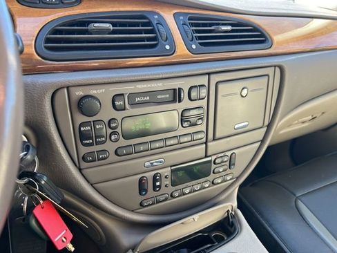 Used 2001 Jaguar S-TYPE 3.0 image 11