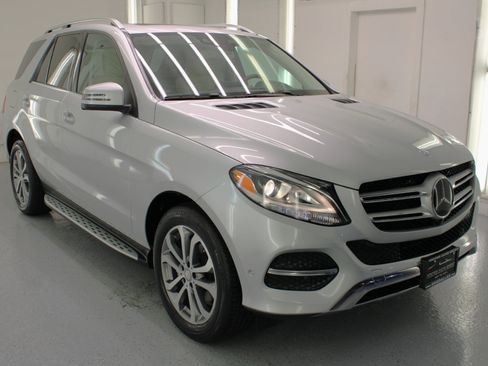 Used 2016 Mercedes-Benz GLE 350 w/ Premium Package image 11