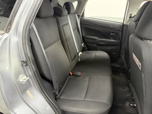 Used 2011 Mitsubishi Outlander Sport SE AWD/4WD image 17