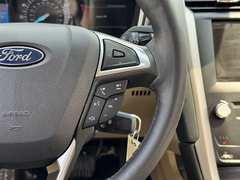 Used 2014 Ford Fusion SE w/ Equipment Group 202A FWD image 25