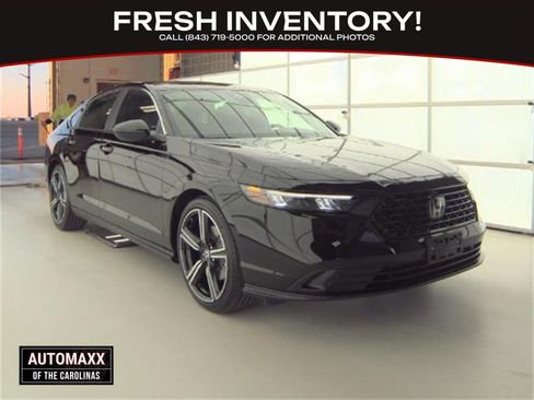 Used 2024 Honda Accord Sport image 1