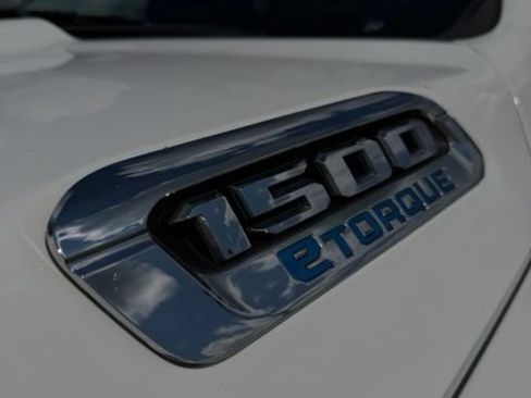 Used 2024 RAM 1500 Lone Star AWD/4WD image 5