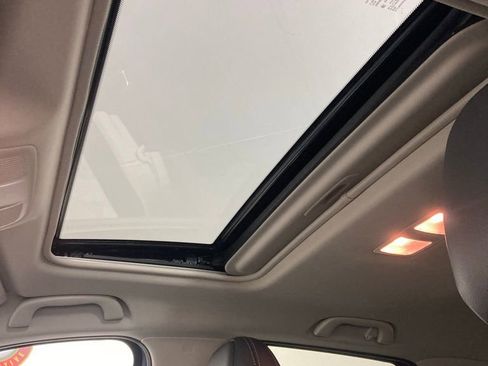 Used 2025 MAZDA CX-5 AWD 2.5 S w/ Preferred Package image 17