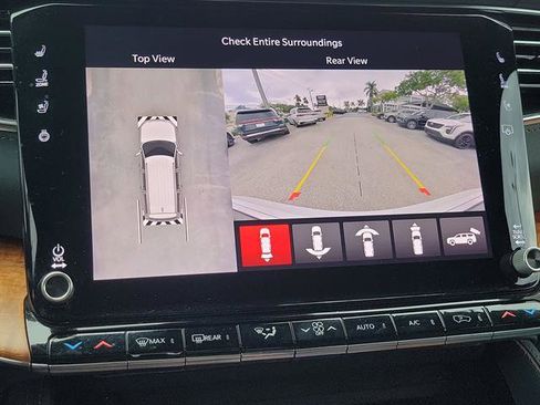 Used 2023 Jeep Grand Wagoneer Series II image 63