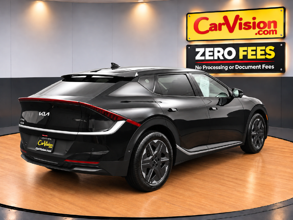Used 2025 Kia EV6 Light w/ Light LR Technology Package RWD image 3