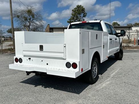 New 2026 Ford F250 XL w/ XL Chrome Package AWD/4WD image 7