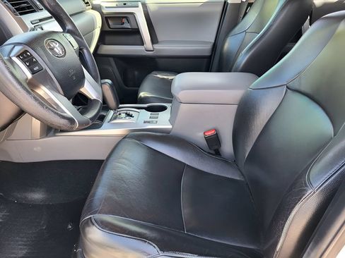 Used 2013 Toyota 4Runner SR5 RWD image 7