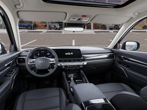 New 2025 Kia Telluride S image 14