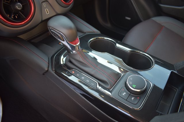 Used 2025 Chevrolet Blazer RS FWD image 29