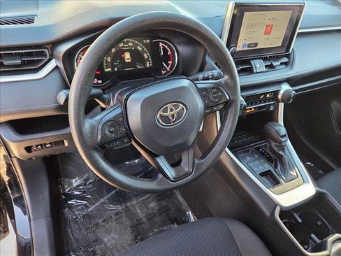 Used 2024 Toyota RAV4 LE image 10