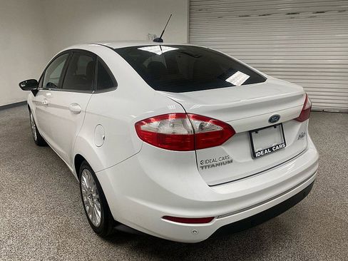 Used 2014 Ford Fiesta Titanium image 7