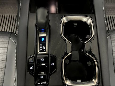 Certified 2026 Lexus RX 350 w/ Convenience Package AWD/4WD image 32