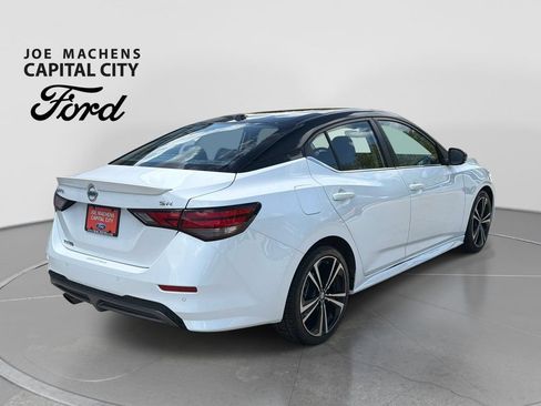 Used 2023 Nissan Sentra SR w/ Electronics Package FWD image 5