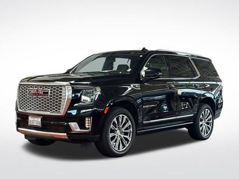 Used 2021 GMC Yukon Denali w/ Denali Premium Package image 9