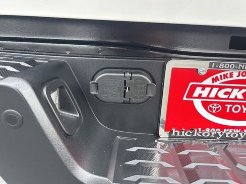 Used 2023 Toyota Tacoma Limited image 6