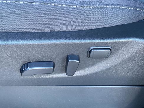 New 2026 Nissan Frontier SV AWD/4WD image 17